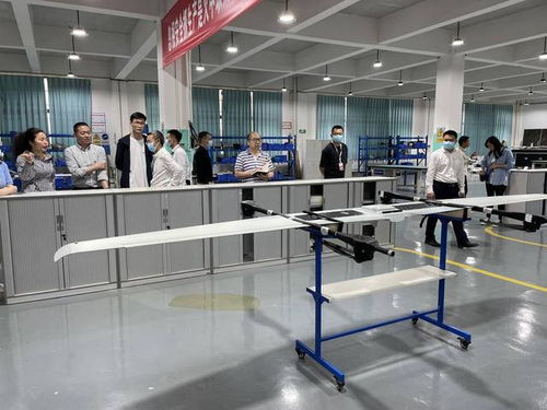 探訪 再造產(chǎn)業(yè)自貢 的 工業(yè)密碼 中省媒體記者感受老工業(yè)城市轉(zhuǎn)型升級